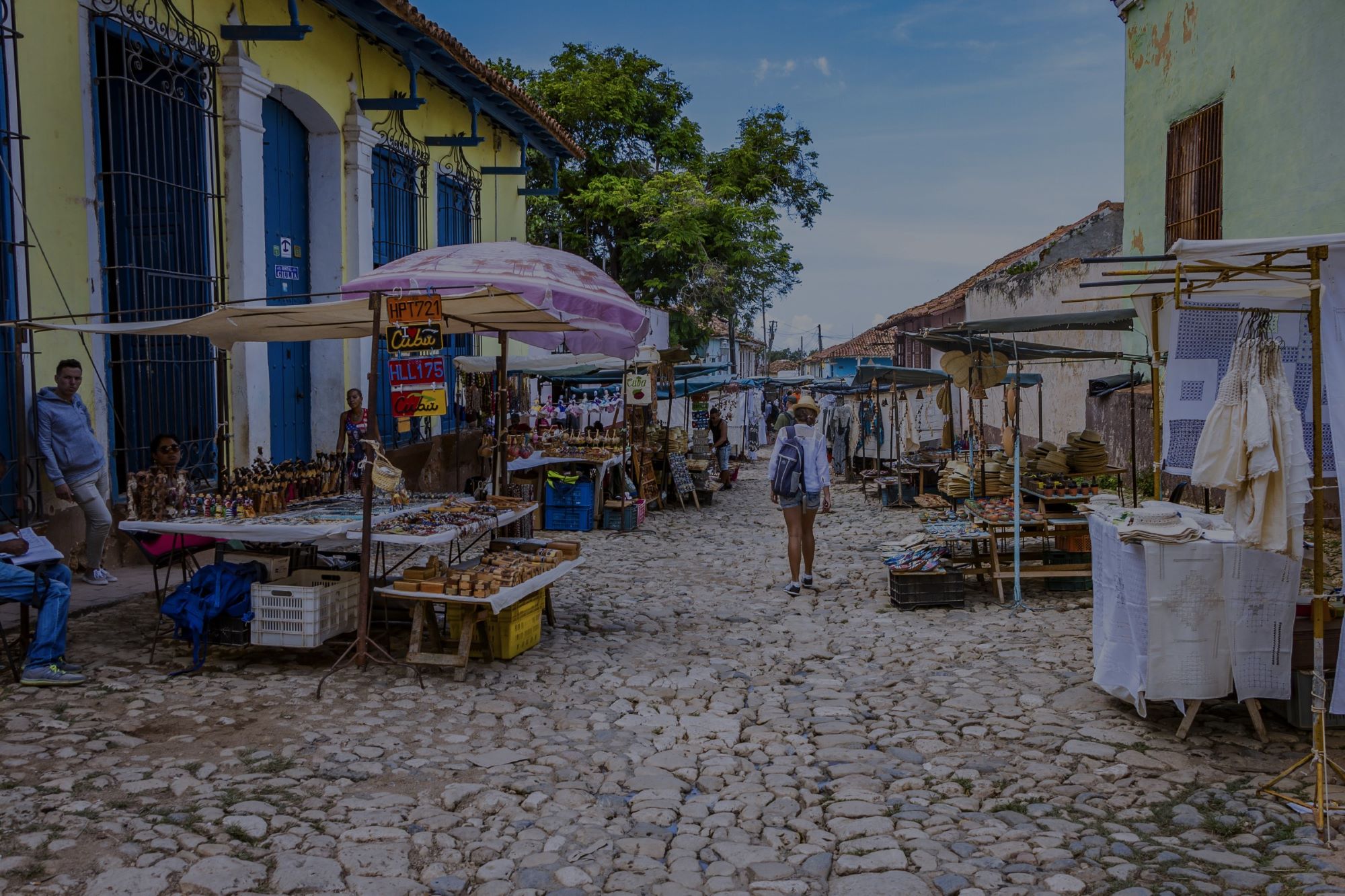 shop-for-souvenirs