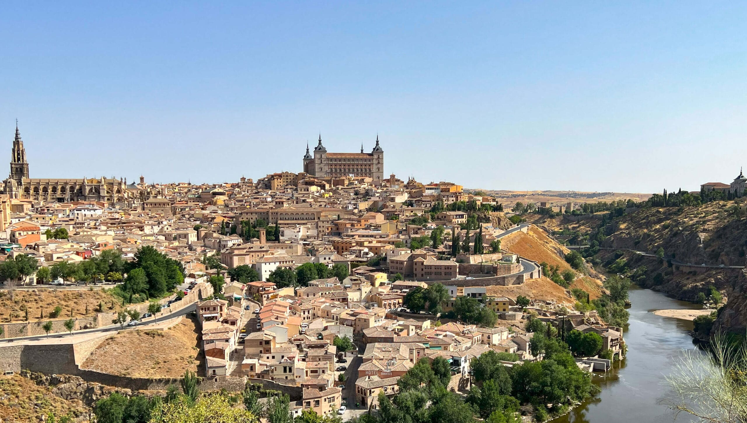 DESTINATION-SPAIN-HERO-View-of-Toledo-Spain